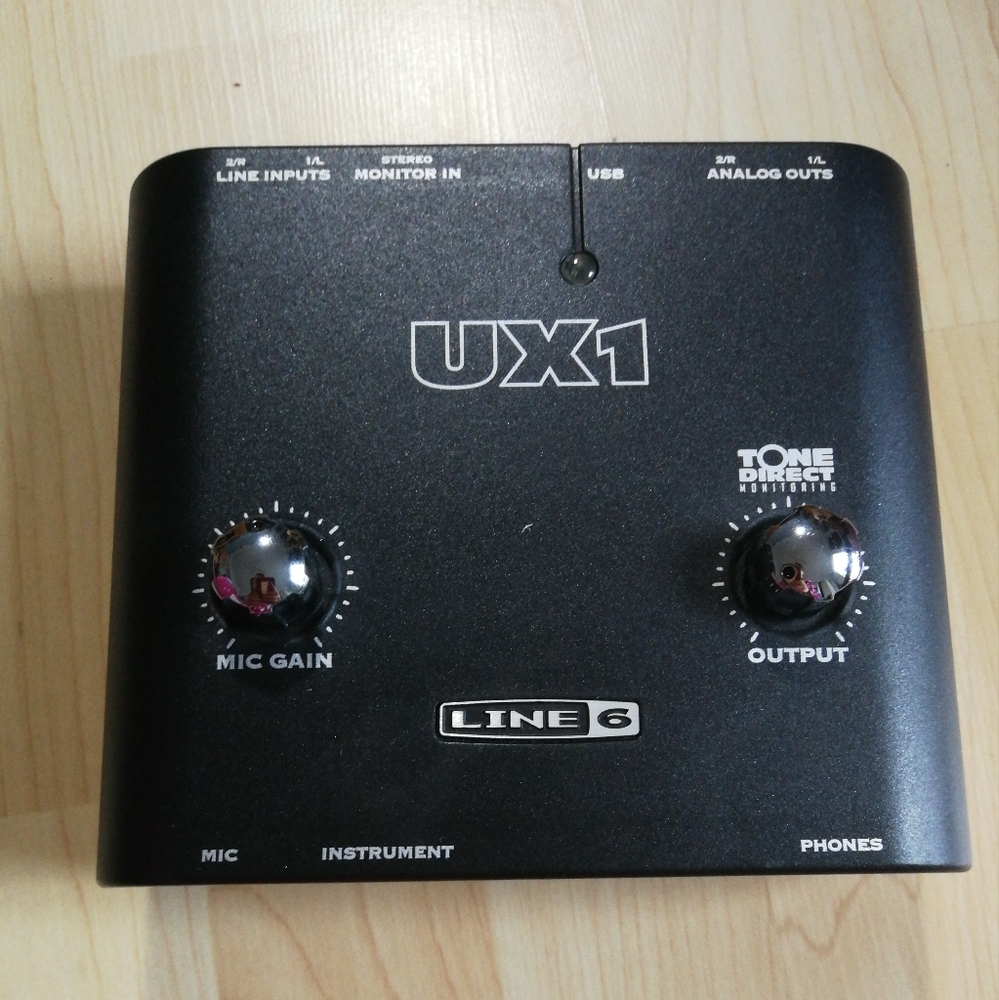 Line 6 UX1 Audio Interface/Pod for PC/Mac